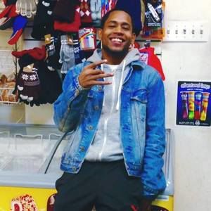 Meet your Posher, Alex